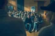 Sie alle wollen an die Akademie: Emilia Warenski als Dani Strobl, Imre Lichtenberger als Nikki Auer, Luna Mwezi als Nawal Ammann, Josephine Ehlert als Franziska Huber (vorne, r.).