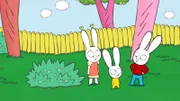 Am Ende des Tages spielen Lou (l.) und Franz (M.) Verstecken nach Simons selbst erdachten Regeln. So ein außergewöhnliches Verstecken spielen haben die Kinder noch nie gespielt.