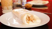 Ein frischer Quesillo von „Quesillos El Pipe“ in Managua, Nicaragua.