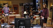 Obwohl Sheldon Raj in eine peinliche Situation nach der anderen bringt, finden sich zwei nette, attraktive, intelligente Frauen, Abby und Martha, die mit den beiden mit nach Hause gehen ...