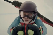 Emilia Warenski als Dani Strobl.