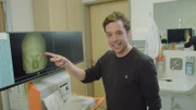 Tobi erfährt, wie das Gehirn aufgebaut ist und wie es uns durch das Leben steuert.