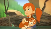 In einer Gegend nicht weit weg von den Waldbränden hat die kleine Zoé die kleine Lassie entdeckt, die vor Schreck in den Fluss gelaufen ist.