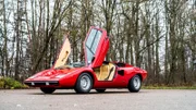 Im Jahr 1974 bringt Lamborghini das Modell Countach auf den Plan. Er begründete mit seinem einzigartigen Design eine neue Supercar-Klasse.