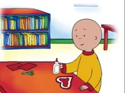 Caillou muss eine neue Valentinskarte für Leo basteln.