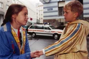Nicola Etzelsdorfer (Kathie Bacher), Nikolaus Blum (Klaus Bacher).