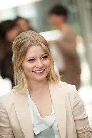 Emilie de Ravin (Francesca Romero).