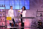 v.li.: Theresa Geyer, Nadja Maleh.