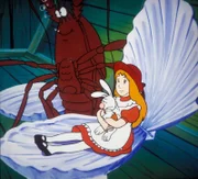Alice durfte auf dem Ehrensitz Platz nehmen. Von hier aus schaut sie dem berühmten Hummertanz zu.