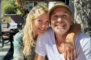 Auf und davon Staffel 16 Folge 4 Sabina Kilchenmann und Patrick Lo Giudice sind glücklich auf Sizilien.