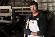 Auf und davon Staffel 16 Folge 4 Auf der Farm in Kanada will Adrian Steinmann viel verändern.