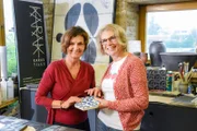Marta Rauch-Debevec und Regisseurin Claudia Pöchlauer.