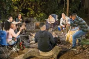 (v.li.): Geffri Maya (Simone Hicks), Cody Christian (Asher Adams), Samantha Logan (Olivia Baker), Alondra Delgado (Vanessa Montes), Hunter Clowdus (JJ Parker), Daniel Ezra (Spencer James), Michael Evans Behling (Jordan Baker).