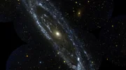 Dieses Bild stammt vom NASA Galaxy Evolution Explorer und ist eine Beobachtung der großen Andromeda-Galaxie, Messier 31. Die Andromeda-Galaxie ist die massereichste in der lokalen Gruppe von Galaxien, zu der auch unsere Milchstraße gehört.
