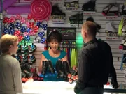 Suzanne meeting Ed for the first time at the skating rink.