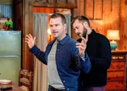 (v.li.): Chris O’Donnell (Special Agent G. Callen), Alex Portenko (Maksim Myshkin).