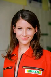 Sophie Wepper (Julia Stuller).