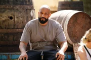 Folge 4: Mission "Weinfässer" - Jalil und die übrigen Spieler mussten als Team Weinfässer mit unterschiedlichem Silberbarrenwert über unterschiedliche Hindernisse zu einem Weingut befördern.