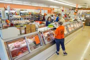 Das „Jaworski Meats“ eine beliebte, traditionelle polnische Metzgerei in den Middleburg Heights am Stadtrand von Cleveland.