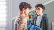 Colin (Johannes Degen, li.) trifft eine Entscheidung, die Joel (Samuel Koch) nicht gefällt.
