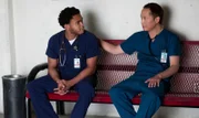Dr. Paul Cummings (Robert Bailey Jr.), Dr. Topher Zia (Ken Leung, r.)
+++