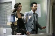 Samar Navabi (Mozhan Marnò), Aram Mojtabai (Amir Arison)