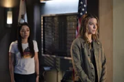 L-R: Ella Lopez (Aimee Garcia), Chloe Decker (Lauren German)