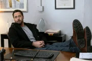 Dr. Max Goodwin (Ryan Eggold)