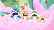 v.li.: Daddy Shark, Grandma Shark, Grandpa Shark, Baby Shark