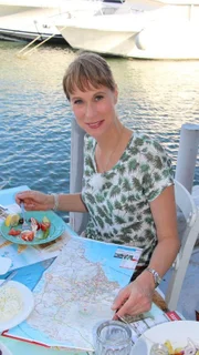 Sandra Eckardts (Foto) Suche nach Alexias Vater führt sie und ihren Helfer in die schönsten Ecken Griechenlands.