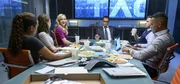 (v.l.n.r.) Danny James (Jaime Lee Kirchner); Taylor Rentzel (MacKenzie Meehan); Marissa Morgan (Geneva Carr); Dr. Jason Bull (Michael Weatherly); Benny Colón (Freddy Rodriguez); Chunk Palmer (Christopher Jackson)