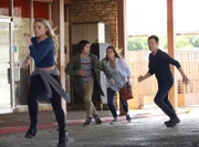 THE GIFTED:  L-R:  Natalie Alyn Lind, Percy Hynes White, Amy Acker and Stephen Moyer in THE GIFTED premiering    this fall on FOX.  ©2017 Fox Broadcasting Co.  Cr:  Ryan Green/FOX