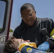 Henrietta 'Hen' Wilson ( Aisha Hinds)