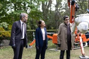 (v.l.n.r.) Jean-Guy Beauvoir (Rossif Sutherland); Isabelle Lacoste (Elle-Máijá Tailfeathers); Armand Gamache (Alfred Molina)
