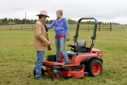 Mallory (Jessica Amlee) fühlt sich vernachlässigt und kündigt bei Jack (Shaun Johnston) ihren Job auf Heartland.