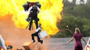 Ben rettet Semir mittels Raketenantrieb. Im Bild: Tom Beck, Erdogan Atalay, Julie Engelbrecht