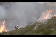 Die Forstfeuerwehr auf Korsika will die verheerenden Waldbrände durch gezielt gelegte Feuer verhindern.