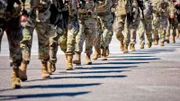 US-amerikanische Soldaten werden nach Deutschland verlegt, um die NATO-Verbündeten zu unterstützen und russische Aggressionen abzuschrecken.