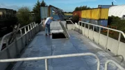 Peter Geirnaerts Elektroboote können bis zu 25 Tonnen transportieren. In der Zukunft will er mehrere davon zu einem „schwimmenden Zug“ zusammenschalten.