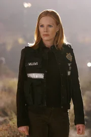 Als das verschwundene Mädchen tot aufgefunden wird, geht Catherine (Marg Helgenberger) von einem Mord aus. Doch der Verdächtige behauptet, es sei ein Unfall gewesen...