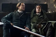 Outlander - Die Highland-Saga Staffel 5 Folge 4 Richard Rankin als Roger Wakefield, Romann Berrux als Fergus.