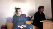 Die schwangere Jasmin und ihr Freund Maik machen sich Gedanken über die Zukunft..