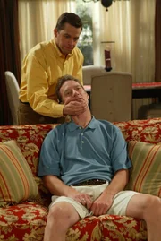 Charlie Harper (Charlie Sheen), Alan Harper (Jon Cryer)