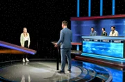 Moderator Alexander Bommes mit den Kandidat:innen: Mareike Freese, Matthias Adler, Cornelia Pal und Karsten Karsupke.