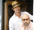 L-R: Neal Caffrey (Matthew Bomer) und Mozzie (Willie Garson)