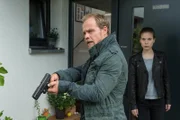 Micha Oberländer (Matthias Koeberlin), Hannah Zeiler (Nora Waldstätten).