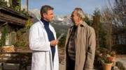 Der Bergdoktor Staffel 15 Im Frieden – Teil 1 Zwei Männer: Hans Sigl als Bergdoktor Dr. Martin Gruber, Daniel Friedrich als Maurus Steiger