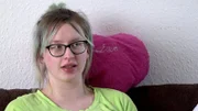 Das Wartespiel geht weiter: Jasmin ist hochschwanger und die Geburt könnte jederzeit losgehen. An ihrer Seite steht immer Mutter Sandra, die selbst vor kurzem wieder Mutter geworden ist.
