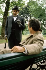 David Suchet (Hercules Poirot), Hugh Fraser (Captain Haistings).