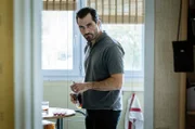 Denis (Théo Costa-Marini), versucht Nismet näherzukommen.